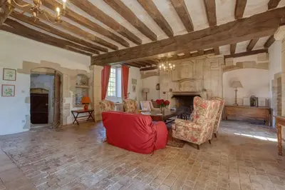 Coin salon dans l'établissement Le Castel