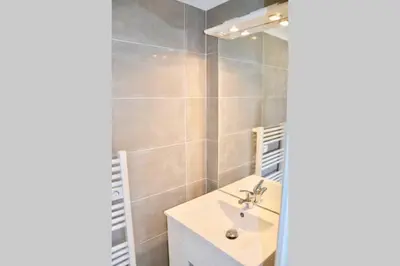 Salle de bains dans l'établissement La petite maison 4