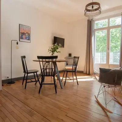 Bel appartement Tours Centre 2 chambres
