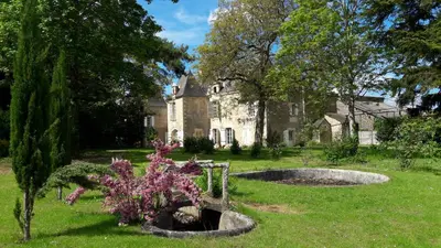 Jardin de l'établissement Manoir du Bellay