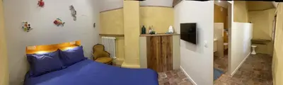 Télévision ou salle de divertissement dans l'établissement Clos Saint Léonard