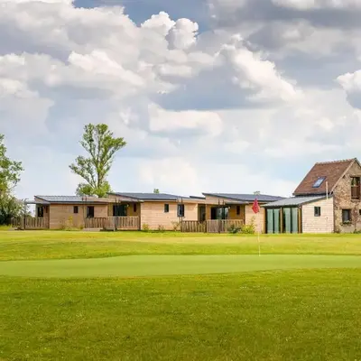 Cottages du Golf Fleuray-Amboise