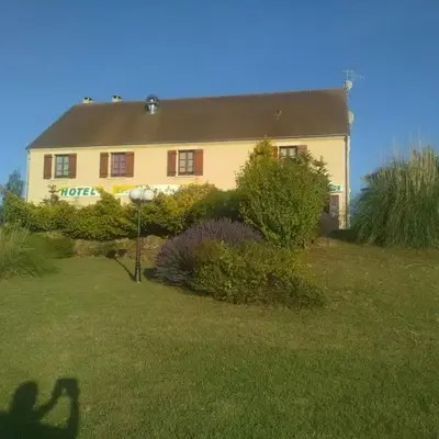 Logis hôtel Les Confins du perche