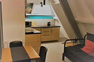 Cuisine ou kitchenette dans l'établissement Gite de l observatoire 6 personnes