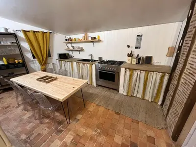 Cuisine ou kitchenette dans l'établissement Gîte au coeur d'une propriété équestre