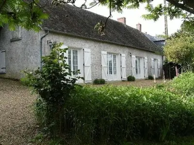 Jardin de l'établissement Charmante longère avec grand terrain au bord de la forêt de Bercé, idéale pour des vacances paisibles - FR-1-410-200