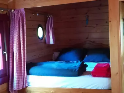 Plan de l'établissement Séjour Bucolique en Roulotte au Cœur d'une Ferme Familiale en Sarthe - FR-1-410-229