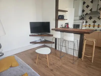Cuisine ou kitchenette dans l'établissement Appart T2 Quartier Beaujardin