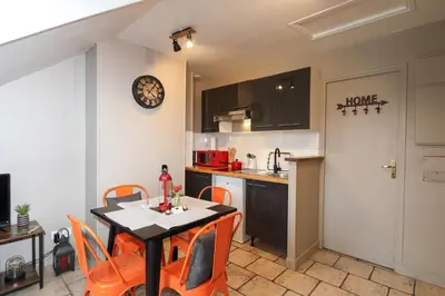 Cuisine ou kitchenette dans l'établissement Style Industriel Aux Bords de la Loire