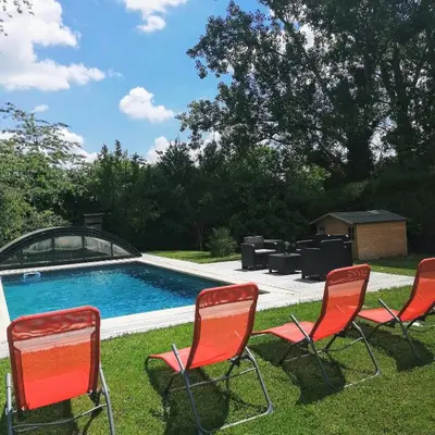Piscine de l'établissement Cocottes & Colibri ou située à proximité