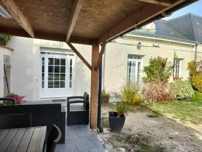 Jardin de l'établissement Le clos des augers. Chambre Descartes