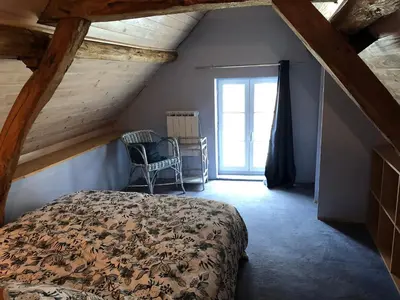 Un ou plusieurs lits dans un hébergement de l'établissement Nid Douillet pour 2 à Asnières-sur-Vègre, Petite Cité de Caractère - FR-1-410-317