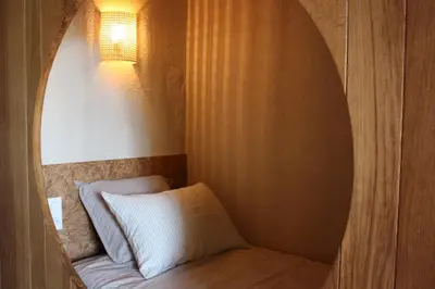 Un ou plusieurs lits dans un hébergement de l'établissement Le Clos Baudoin B&B Troglo