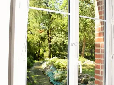 Jardin de l'établissement Évasion champêtre : Gîte enchanteur avec jardin clos, rivière et tout confort près des Châteaux de la Loire. - FR-1-381-506