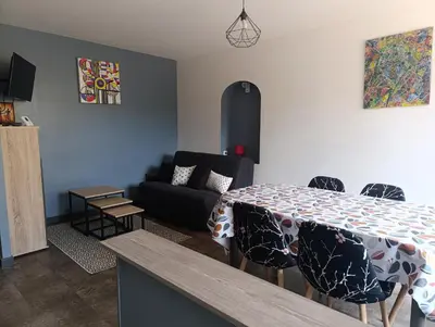 Télévision ou salle de divertissement dans l'établissement Maison Bel Être Langeais