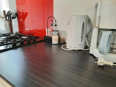 Cuisine ou kitchenette dans l'établissement Gîte charmant 4 pers avec jardin privé, proche Saumur et bords de Loire, tout inclus - FR-1-622-5