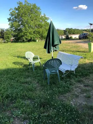 Jardin de l'établissement Grand gite en rez-de-jardin