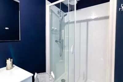 Salle de bains dans l'établissement DUPLEX LE SAINT JEAN