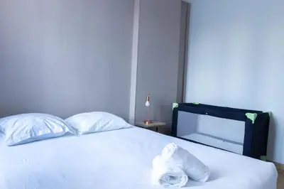 Un ou plusieurs lits dans un hébergement de l'établissement La Récrée des Pandas Maison de ville 6pers, Châteauvieux, Zoo de Beauval, Châteaux de la Loire
