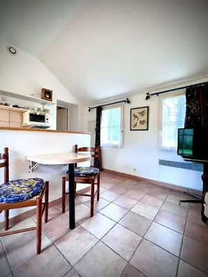 Cuisine ou kitchenette dans l'établissement Longère 2 pers au coeur de la Touraine