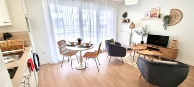 Cuisine ou kitchenette dans l'établissement Résidence Le Mans