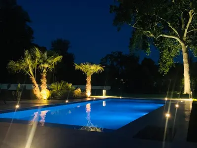 Piscine de l'établissement Les Chambres de La Varenne - Chambres d'hôtes ou située à proximité