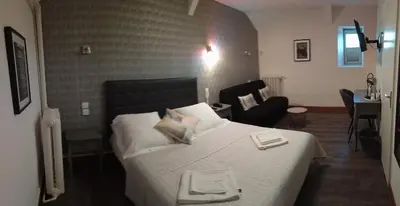 Un ou plusieurs lits dans un hébergement de l'établissement lhotel