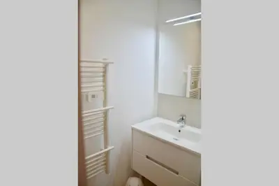 Salle de bains dans l'établissement Superbe studio idéalement situé !