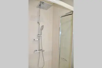 Salle de bains dans l'établissement Superbe studio idéalement situé !