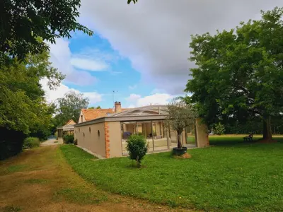 Jardin de l'établissement La coudraie votre maison de vacances en famille