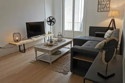 Coin salon dans l'établissement Le LORENZO - hypercentre, cosy et vue Loire