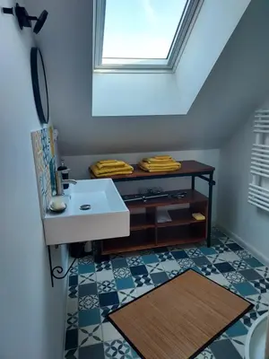 Un ou plusieurs lits dans un hébergement de l'établissement En pleine campagne, proche du Mans - chambre d'hôtes
