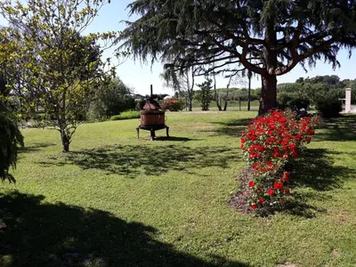 Jardin de l'établissement Les ROSEAUX A la Campagne au centre des chateaux de la Loire