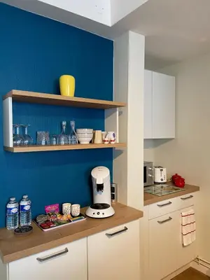 Cuisine ou kitchenette dans l'établissement Cosy T1 ! Proche commerces et axes routiers