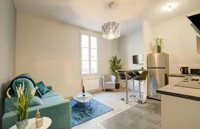 Cuisine ou kitchenette dans l'établissement Le Modernisme - Tours