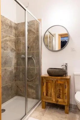 Salle de bains dans l'établissement Le Souplex du Tanneur