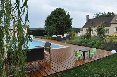 Piscine de l'établissement GITE AU BIEN AITRE ou située à proximité
