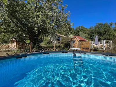 Piscine de l'établissement KOTAs Accueil Vélo - entre Blois et Amboise - Chez Flo & Marc ou située à proximité