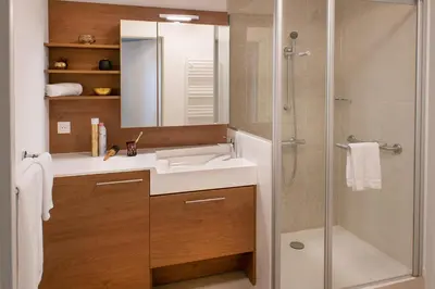 Salle de bains dans l'établissement Le Critérium