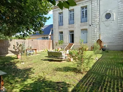 Jardin de l'établissement Appartement tout confort, jardin, dans un Manoir au Sud de Tours