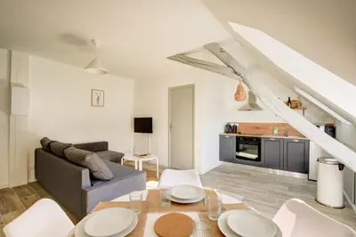 Cuisine ou kitchenette dans l'établissement Le Chaumont The Temple of Modernism