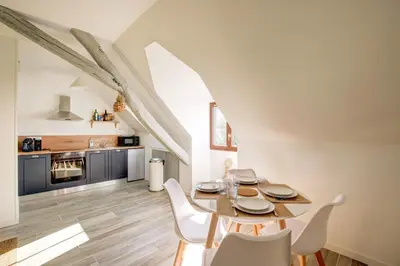 Cuisine ou kitchenette dans l'établissement Le Chaumont The Temple of Modernism