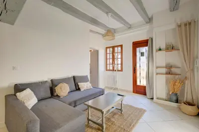 Coin salon dans l'établissement Le Chambord Beautiful half-timbered house with terrace