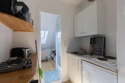 Cuisine ou kitchenette dans l'établissement L'appart K-BANE- Wifi Fibre- Checkin auto- 2 pers