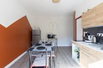 Cuisine ou kitchenette dans l'établissement L'appart K-ctus - Moderne et design, 4 pers