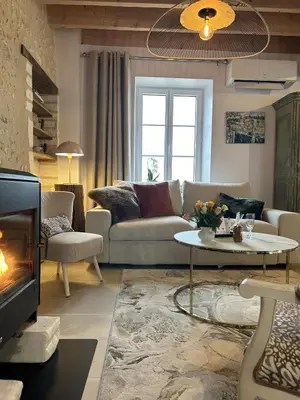 Coin salon dans l'établissement Le Hameau de la Closerie