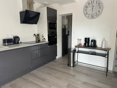 Cuisine ou kitchenette dans l'établissement la grande aire