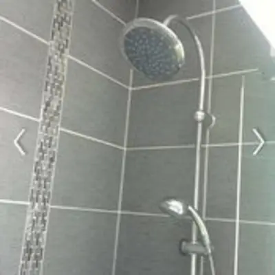 Salle de bains dans l'établissement Jolie maison atypique à Montrichard