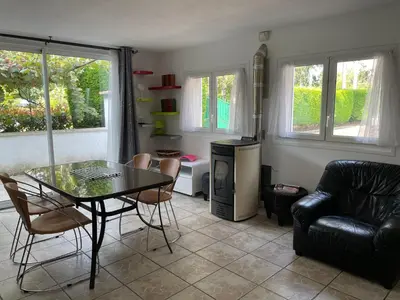 Coin salon dans l'établissement Agréable maison entre Zoo et Châteaux