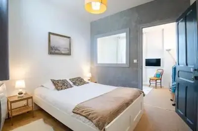 Un ou plusieurs lits dans un hébergement de l'établissement «AU VINCI BLEU» Cosy - Centre-ville Amboise